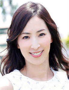 穿黑色内衣的女人：雷鱼
