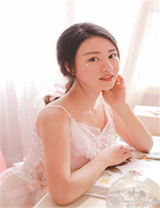 新蜜桃成熟-男生被女生玩鸡视频